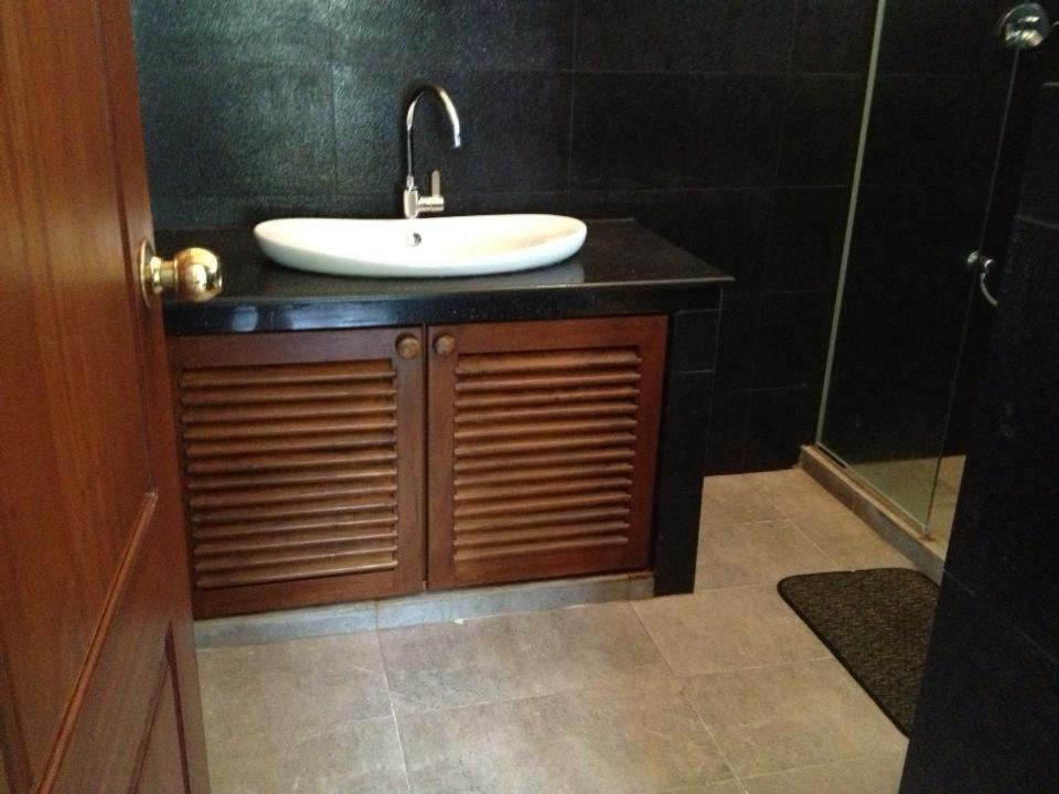 Battaramulla Boutique Villa Sri Jayewardenepura Kotte Luaran gambar